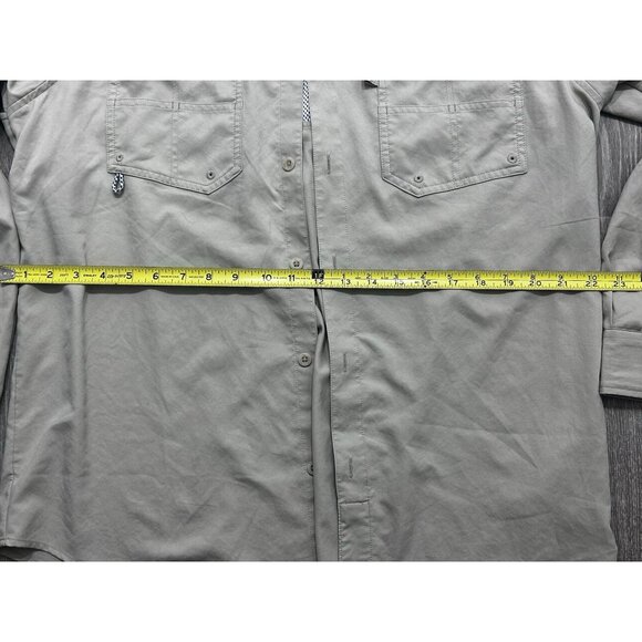 Columbia Omni-Shield Button Down Shirt Men's Size Medium Front Pocket Beige - Picture 8 of 9